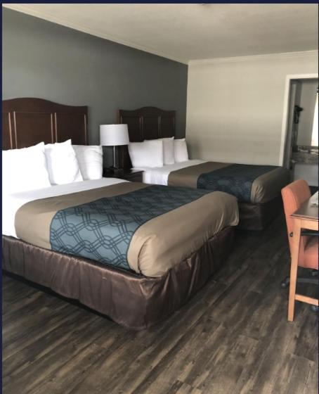Travelodge By Wyndham Canton-Livonia Area, Mi Exterior photo